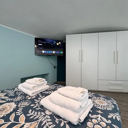 Casa Bonzanigo 2 3* טורינו
